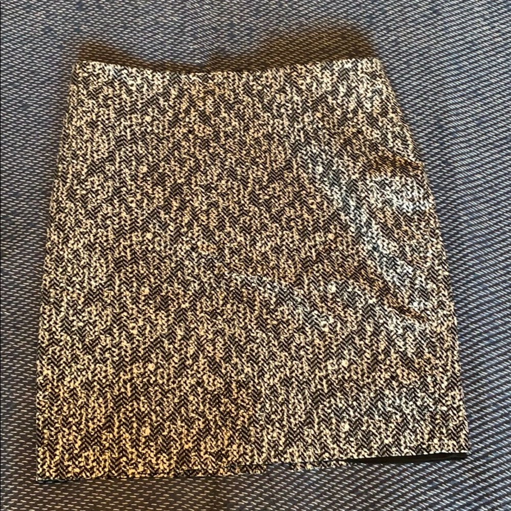 Express white and black pencil skirt